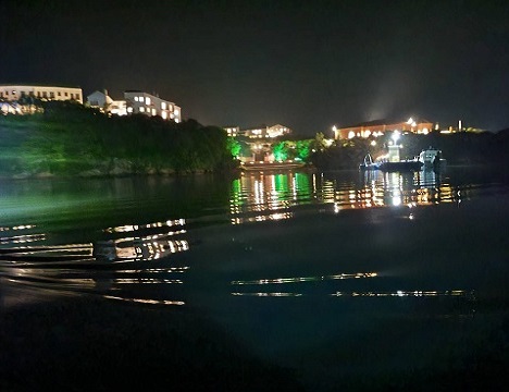 神秘的な夜景も満喫！